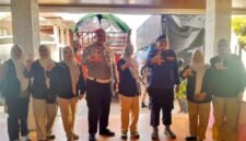 Eka Afriana Serahkan Bantuan Pemkot Bandar Lampung untuk Korban Bencana Sumatera